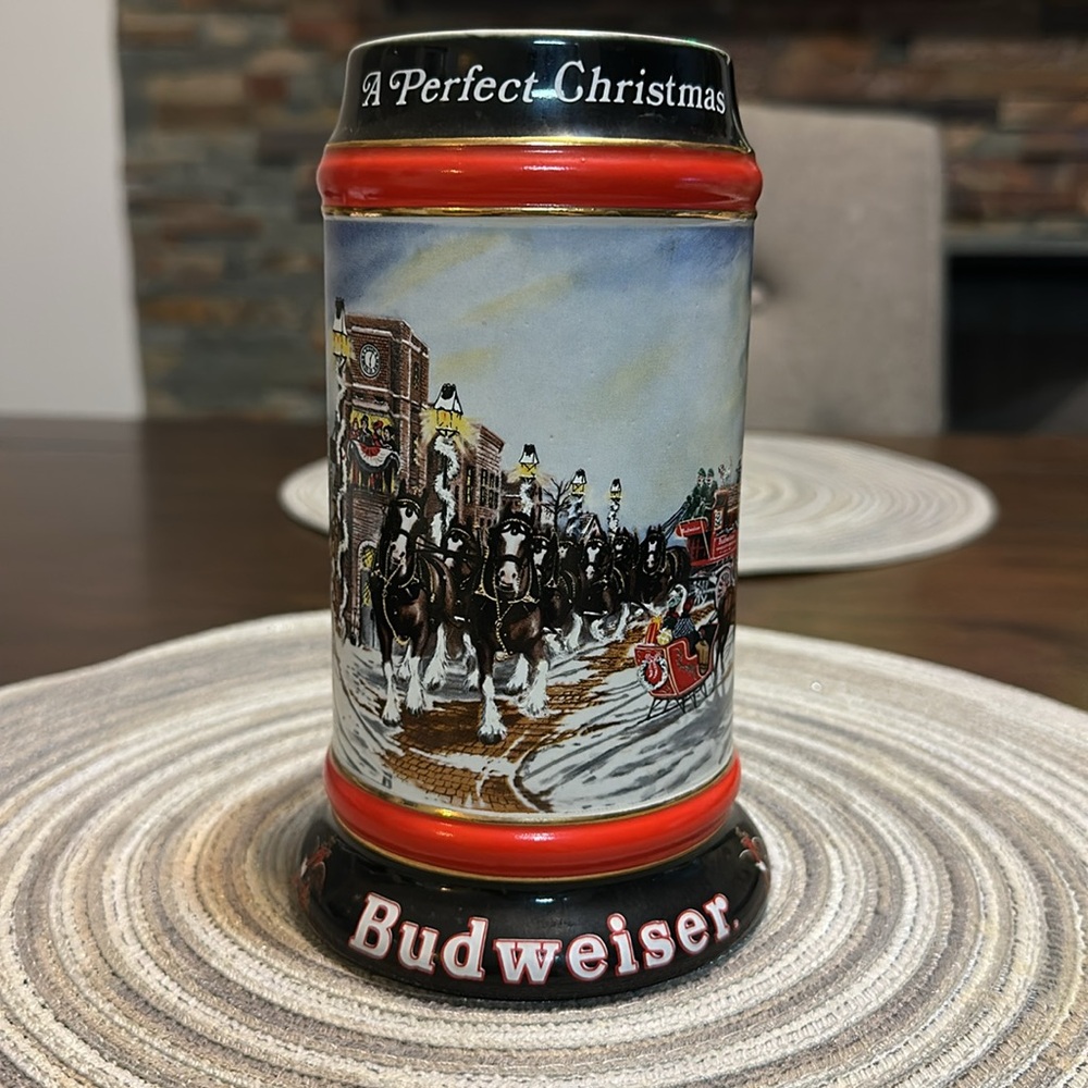 Budweiser Clydesdale Stein Limited Edition Christmas 1992